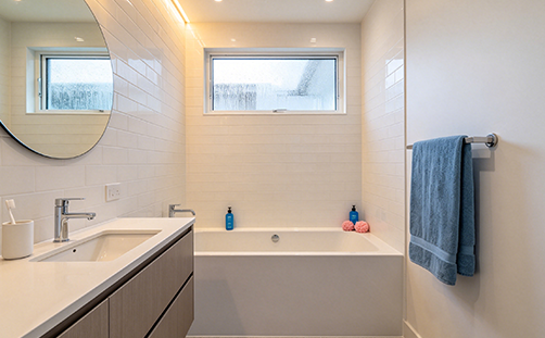 Elevating Residential Comfort with Integrated Modern Bathroom Solutions
