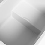 Modern Japanese-Style Deep Soaking Freestanding Acrylic Bathtub with Built-in Seat